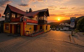 Apartamenty i Pokoje Karpacz - centrum Karpacza, parking w cenie!